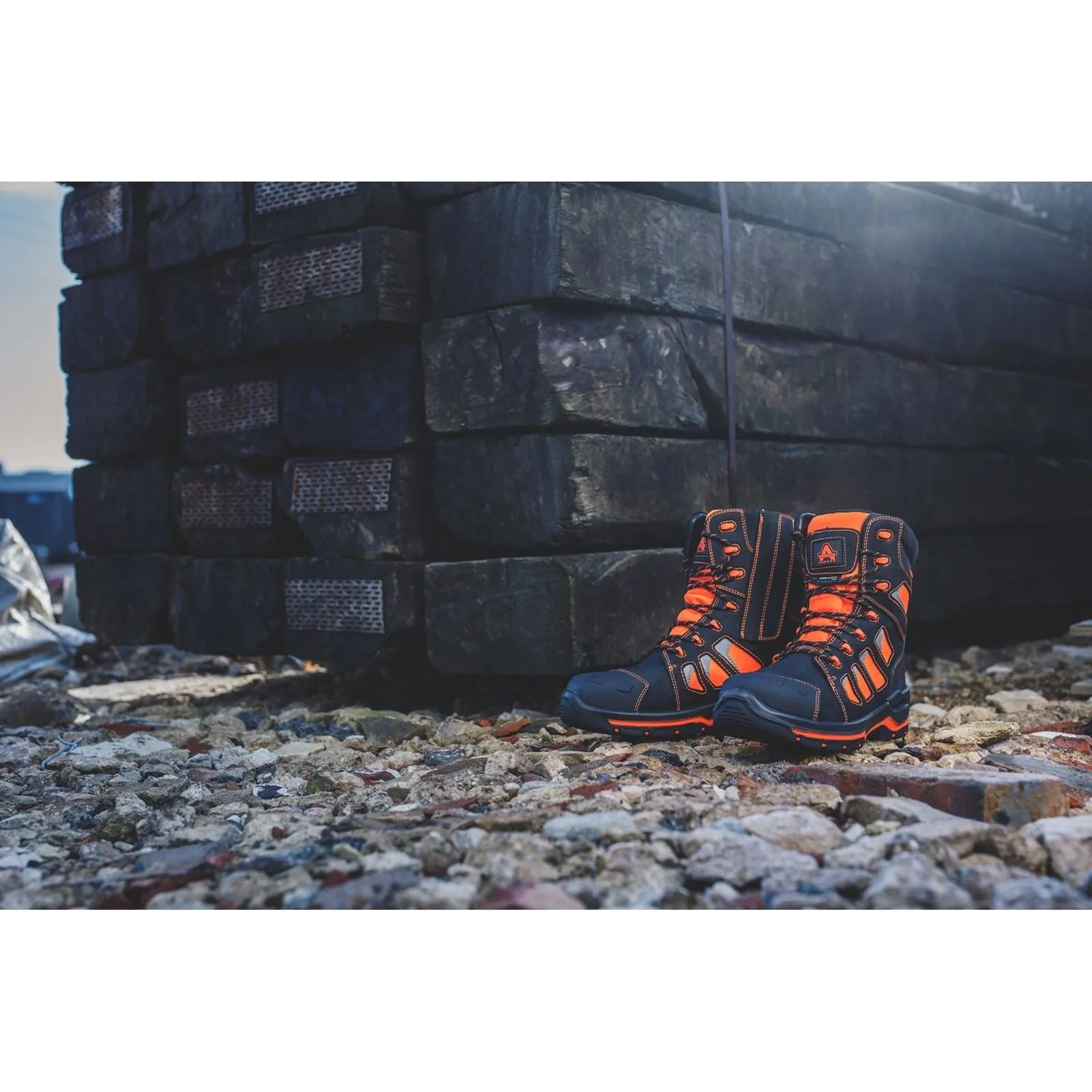 Amblers Safety Unisex AS972C Beacon Safety Boot in Orange