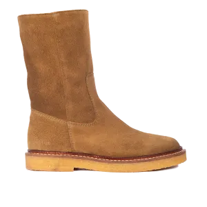 Boot with wool lining