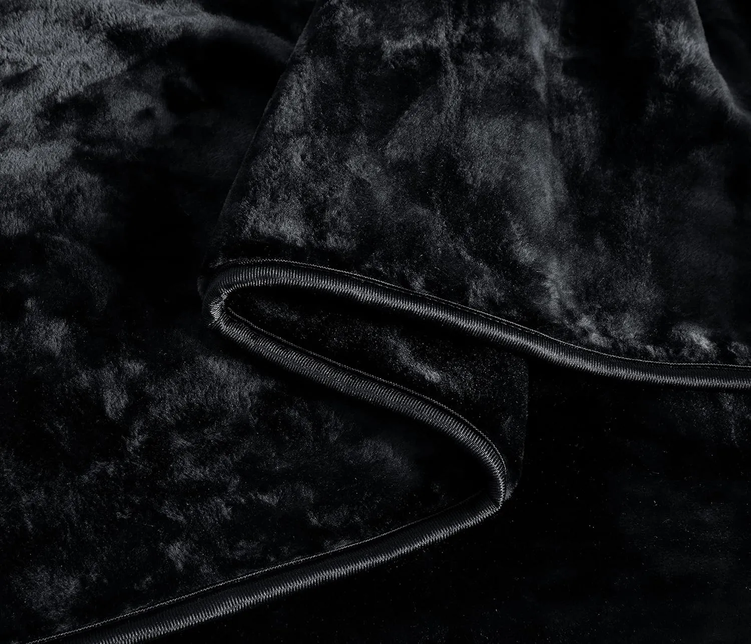 Chezmoi Collection Heavy Single Ply 9 Lbs Korean Style Faux Mink Blanket, 750GSM Thick Silky Soft Plush Raschel Mink Blanket, 85" x 95" King, Solid Black