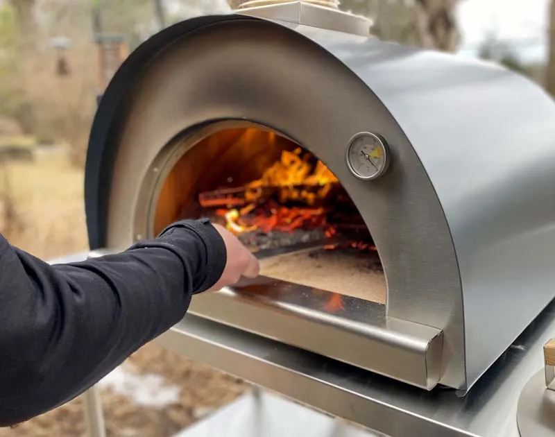 Cru Ovens Champion Outdoor Wood-Fired Pizza Oven - CRUOCHG1