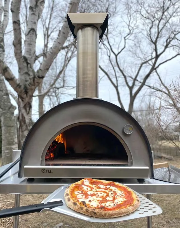 Cru Ovens Champion Outdoor Wood-Fired Pizza Oven - CRUOCHG1