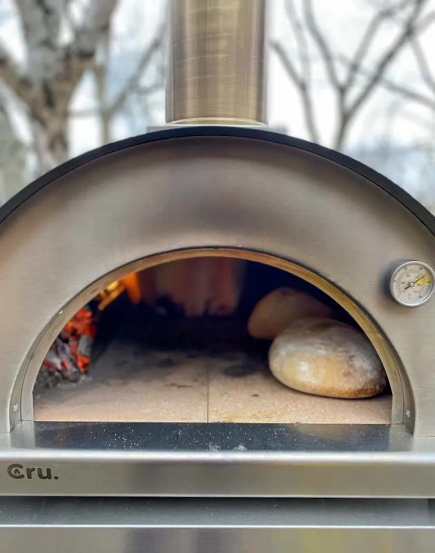 Cru Ovens Champion Outdoor Wood-Fired Pizza Oven - CRUOCHG1