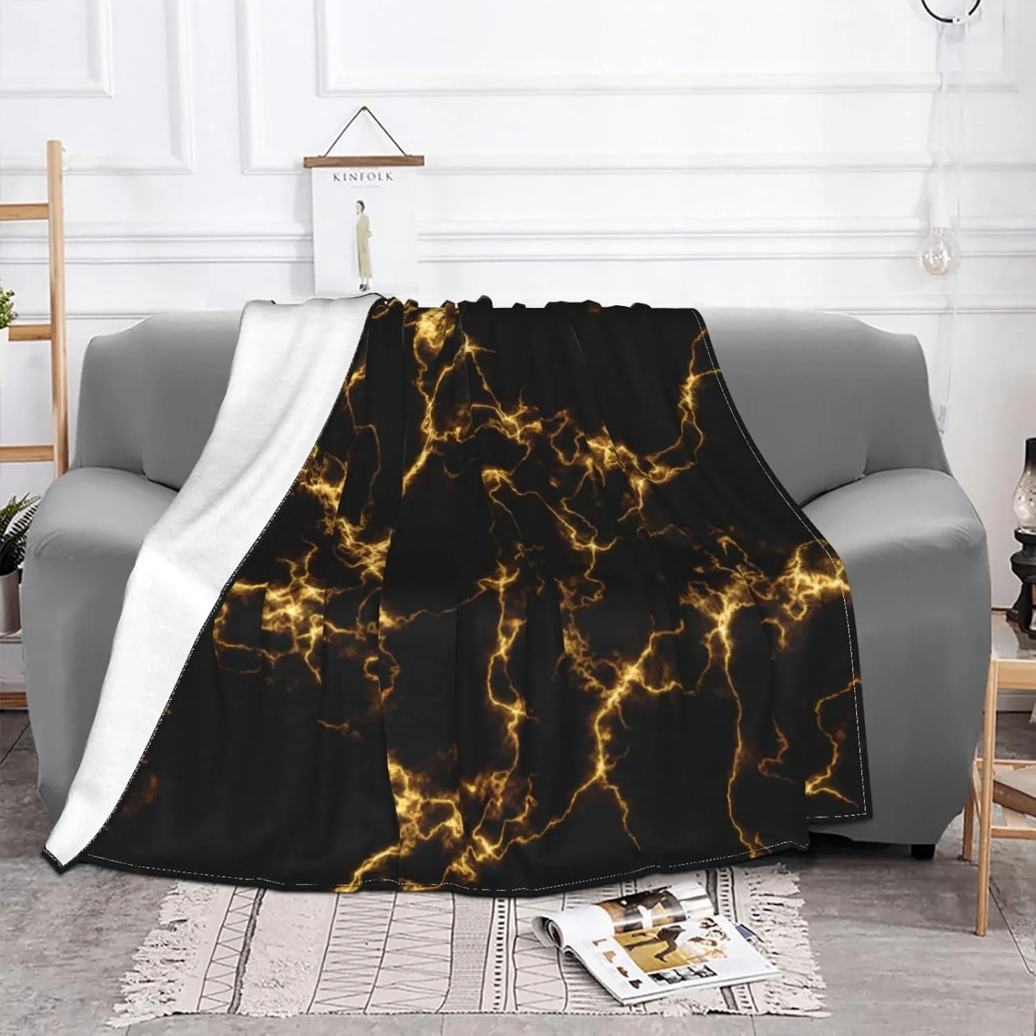 Elegant Marble Style3 - Black Gold 60"X50" Flannel Blanket - 100% Soft Polyester, Lightweight and Warm, Suitable for Families, Camping, Travel