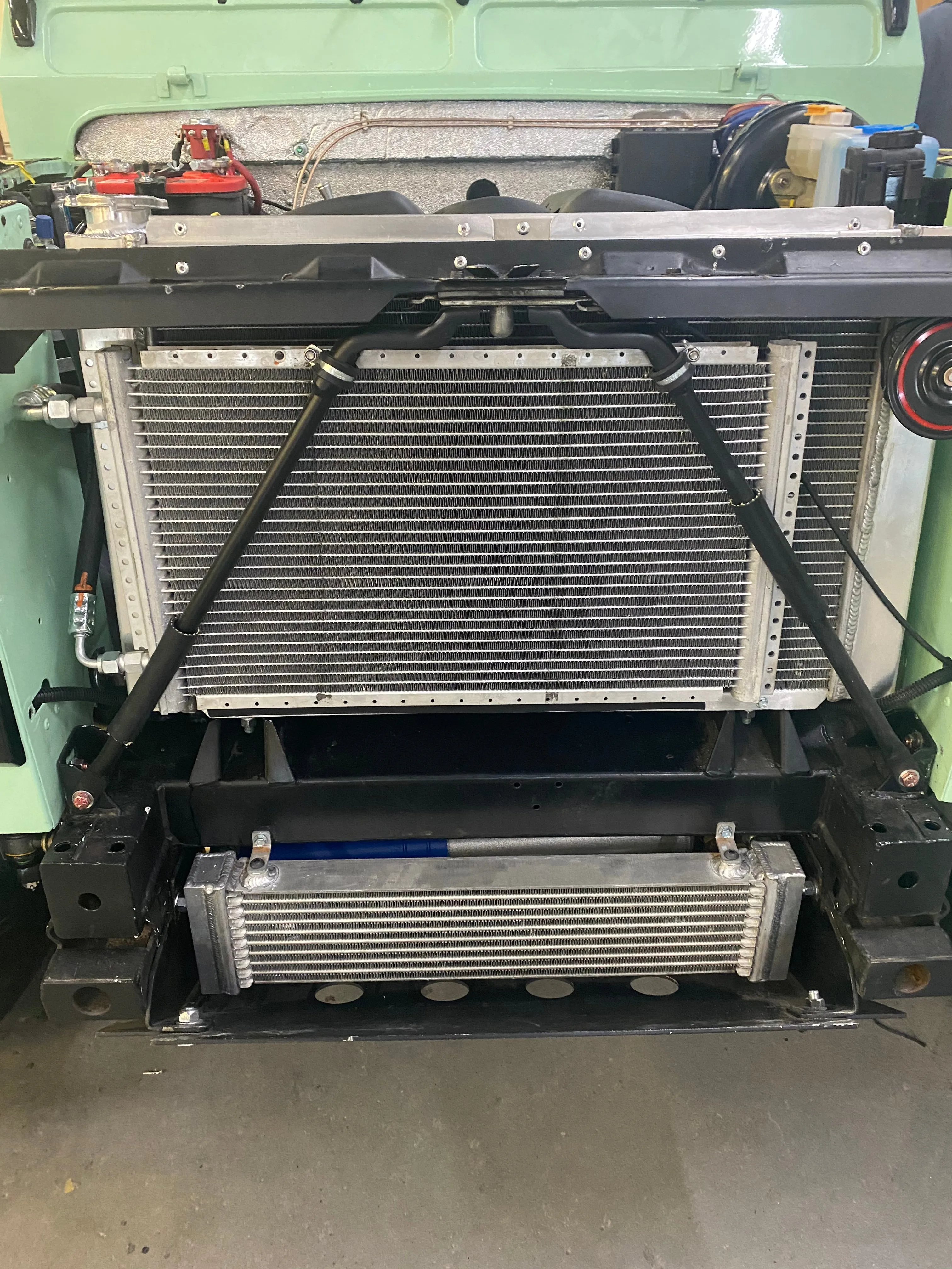LAND ROVER DEFENDER HEAVY DUTY TRANSMISSION OIL COOLER KIT