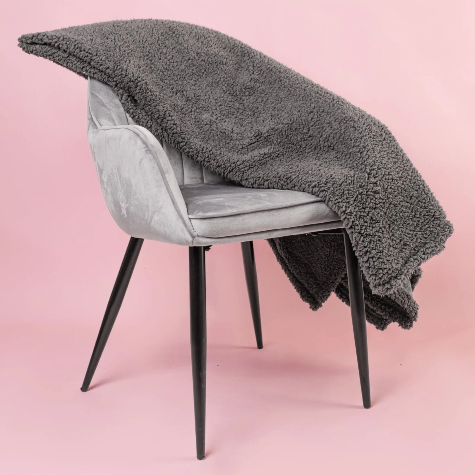 LoveShield - Waterproof Blanket