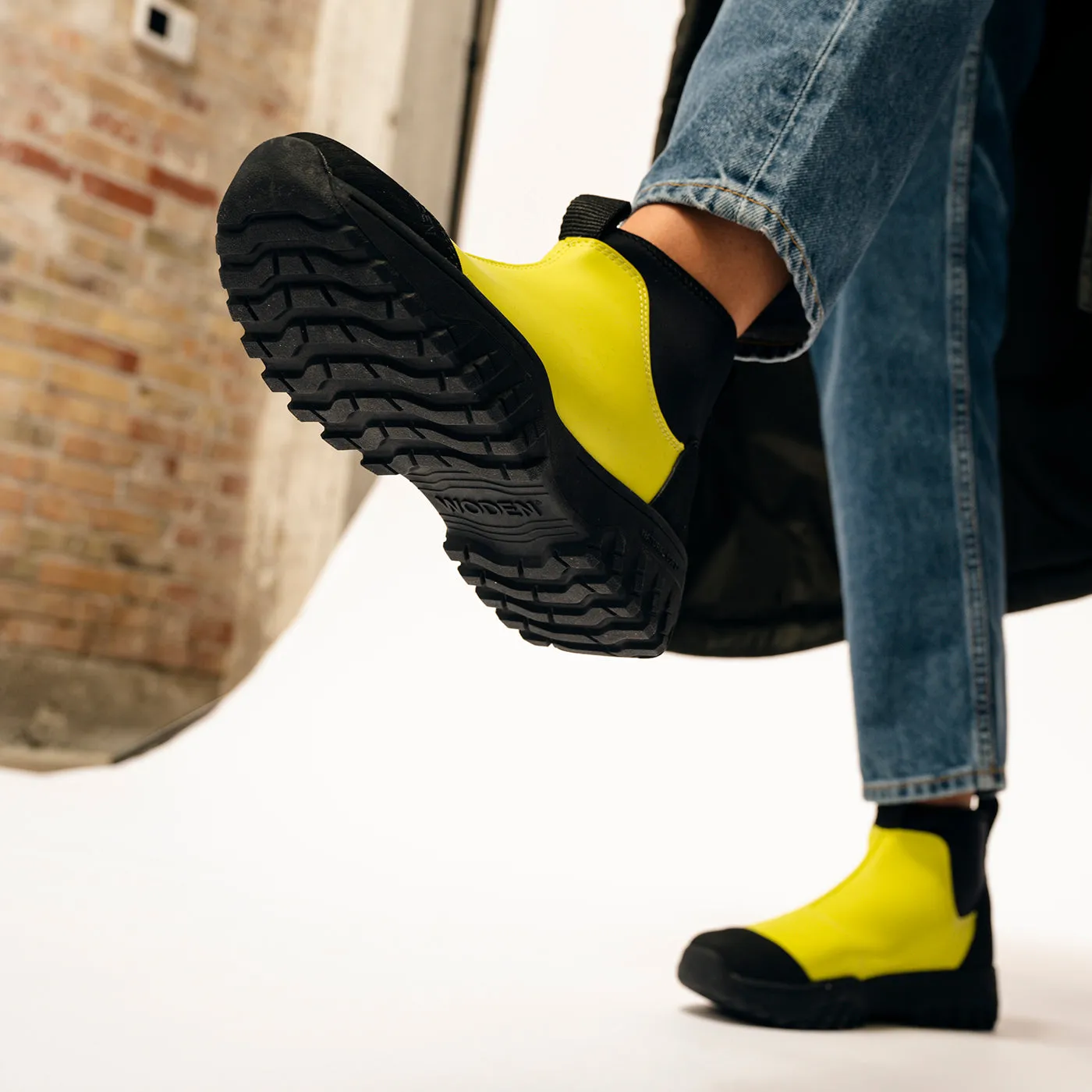 Magda Low Waterproof - Neon Yellow