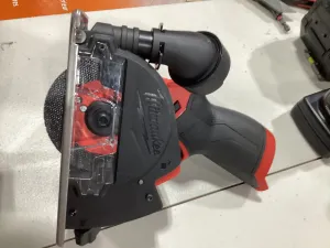 Milwaukee M12 FUEL 12-Volt Lithium-Ion Brushless Cordless 3 in. Cut Off Saw (Tool-Only)