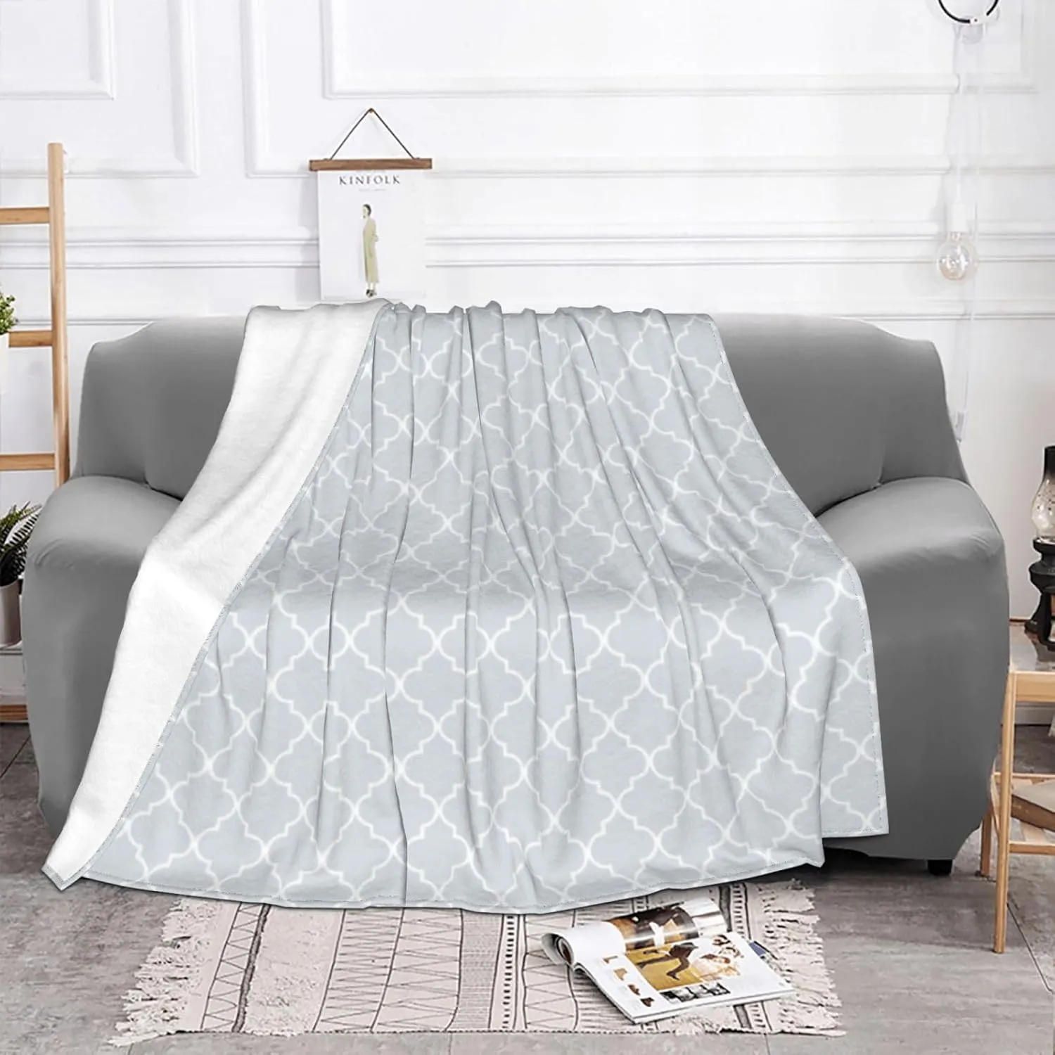Pastel Blue Moroccan Quatrefoil Pattern 60"X50" Flannel Blanket - 100% Soft Polyester, Lightweight and Warm, Suitable for Families, Camping, Travel