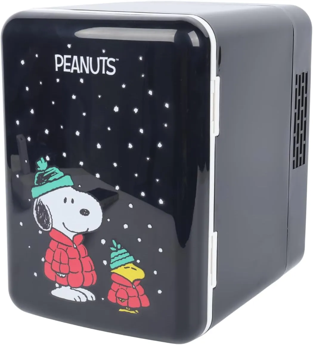 Peanuts - Mini Fridge, Small Cooler for Drinks & Snacks, or Skincare Refrigerator - Christmas Gifts (6 Cans, Snoopy Puffer)