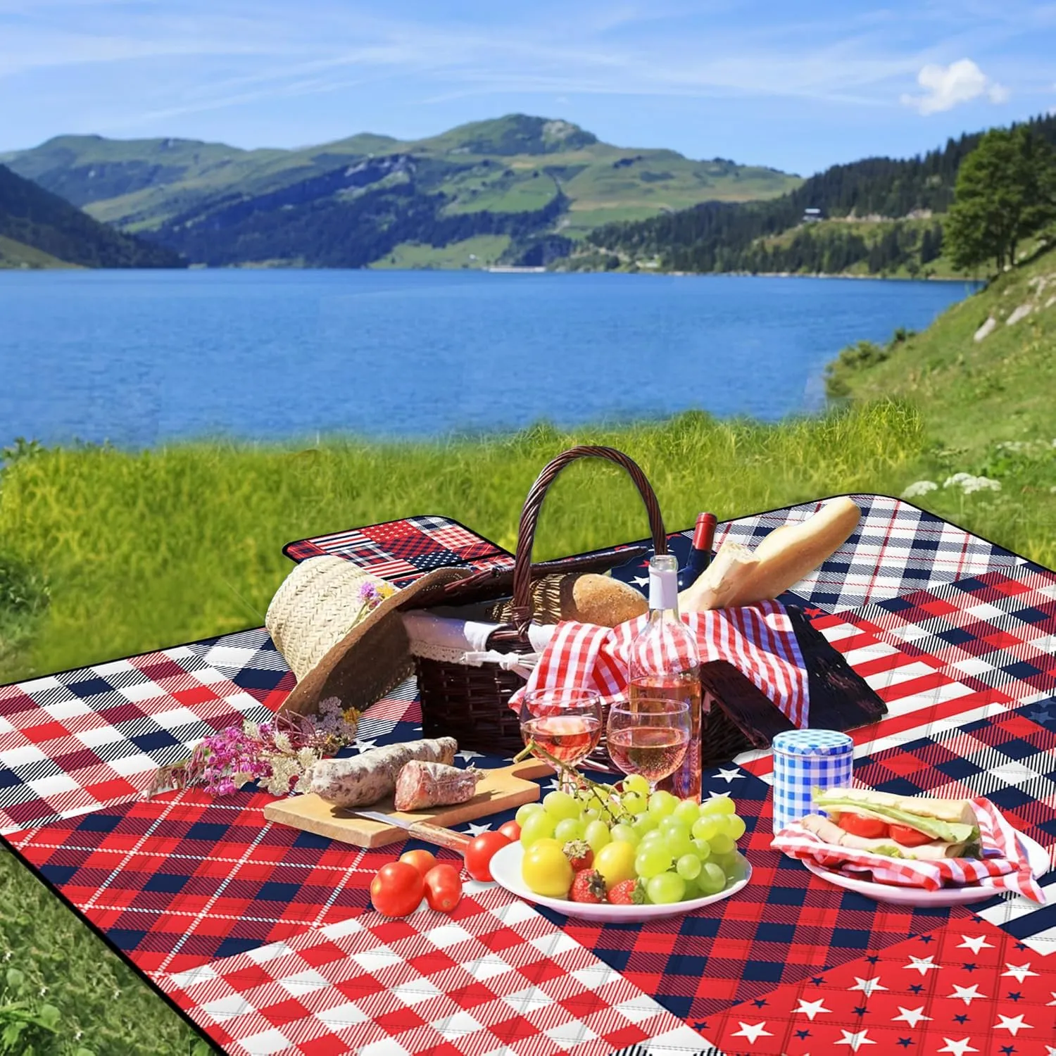 Poedist Extra Large Picnic Blanket Waterproof,80"x 80"Foldable Machine Washable Beach Blanket,Outdoor Blanket for 6-8 Adults,Suitable for Indoor Crawling,Park,Camping,Hiking,Family Travel(Patriotic
