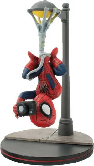 Quantum Mechanix Spider-Man Spider Cam Q-Fig Diorama, Multi-Colored, 5"