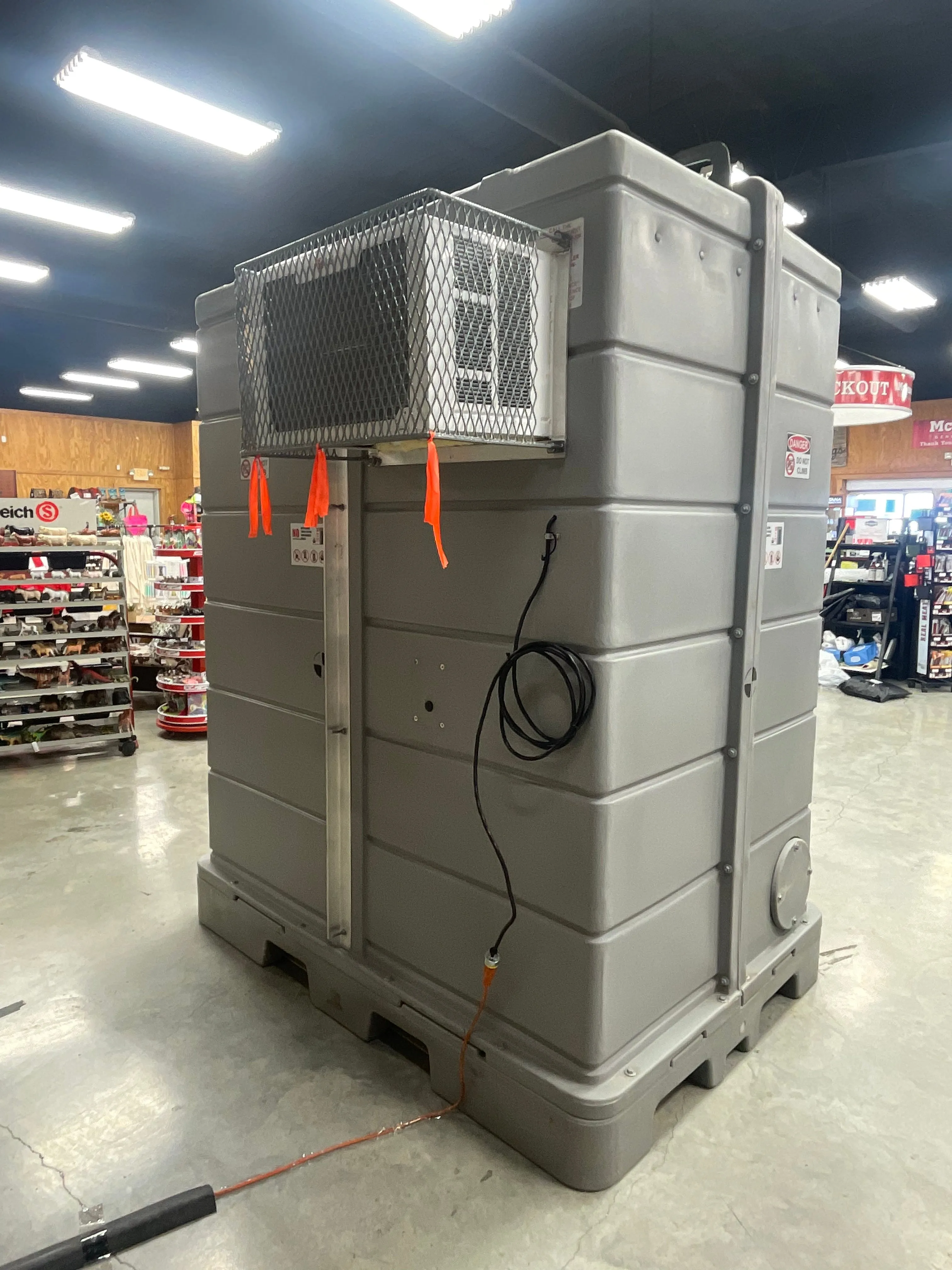 Shaggy Portable Walk In Cooler