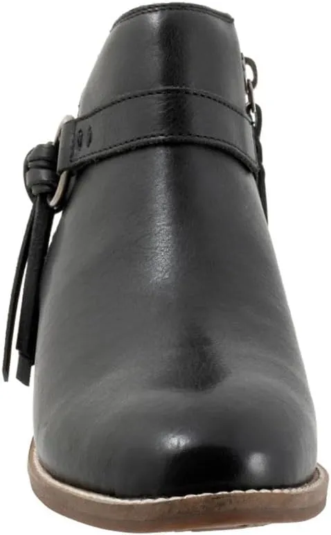 SoftWalk Women's Reade Chelsea Boot