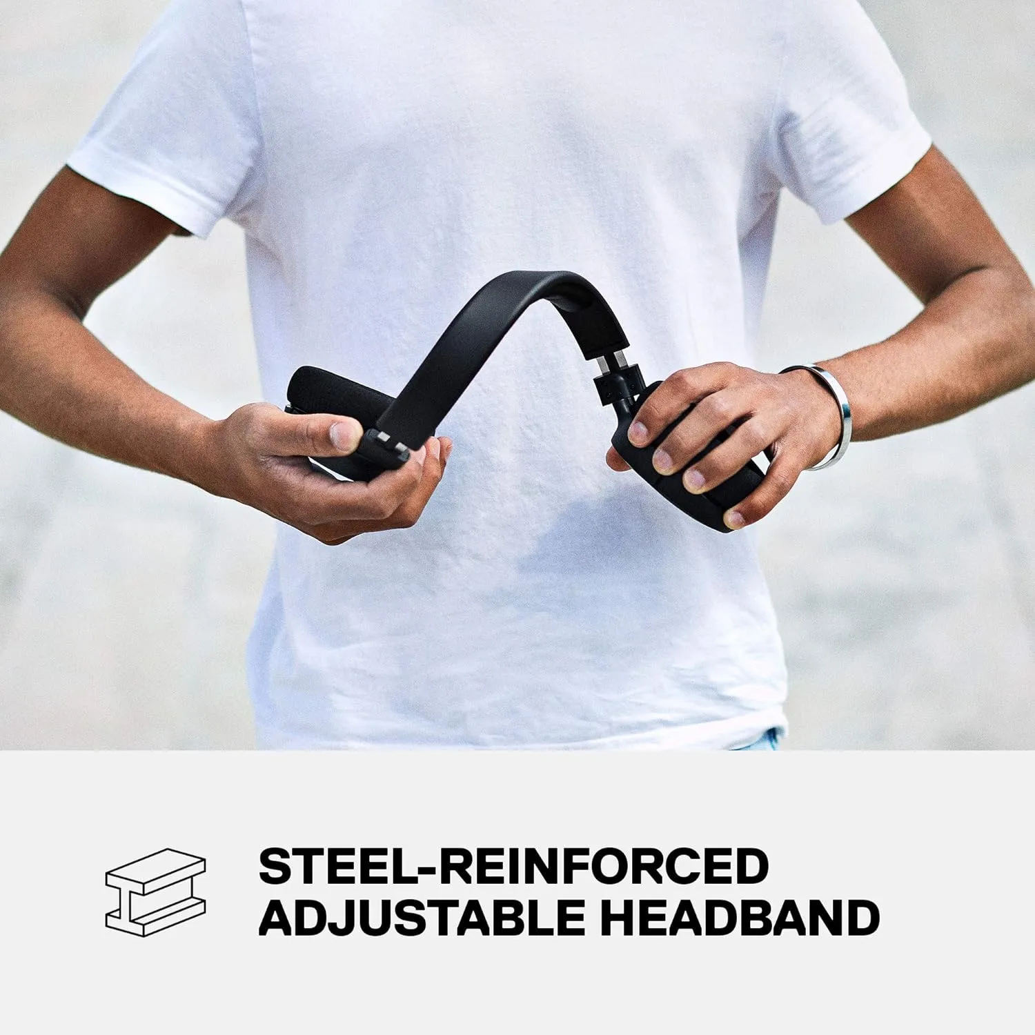 SteelSeries Arctis 1 Wireless Gaming Headset for Playstation – USB-C Wireless – Detachable ClearCast Microphone – for PS5, PS4, PC, Nintendo Switch, Android – Black