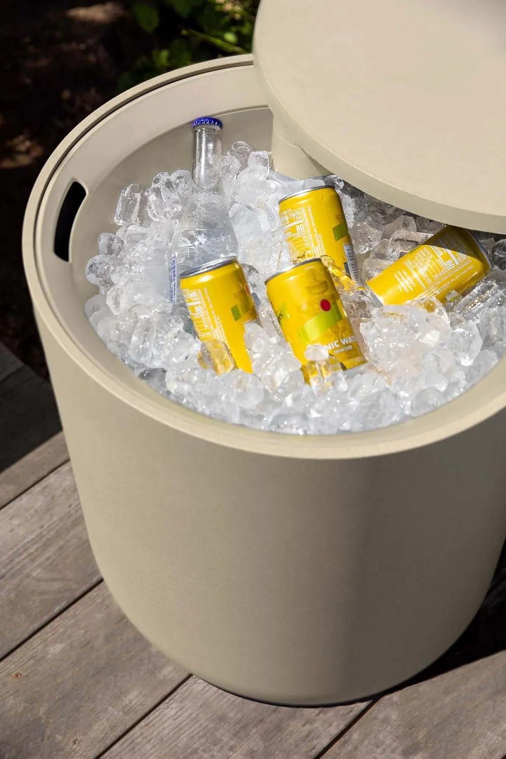 Veradek Outdoor Kona Chill Side Table - 2 in 1 - Designed for use as Outdoor Side Table, Patio Decor and Ice Chest