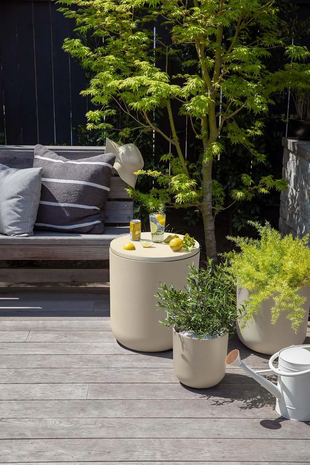 Veradek Outdoor Kona Chill Side Table - 2 in 1 - Designed for use as Outdoor Side Table, Patio Decor and Ice Chest