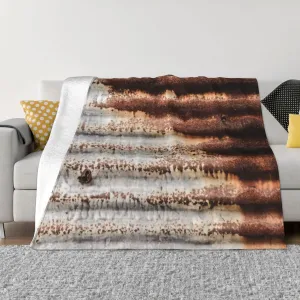 Vintage Rusty Metal Light 60"X50" Flannel Blanket - 100% Soft Polyester, Lightweight and Warm, Suitable for Families, Camping, Travel