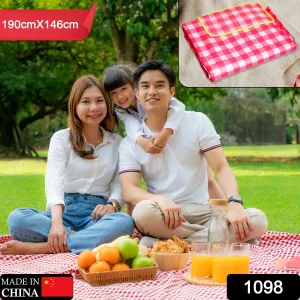 Waterproof Picnic Blanket – Sandproof, Foldable Beach & Outdoor Mat (190x146cm)