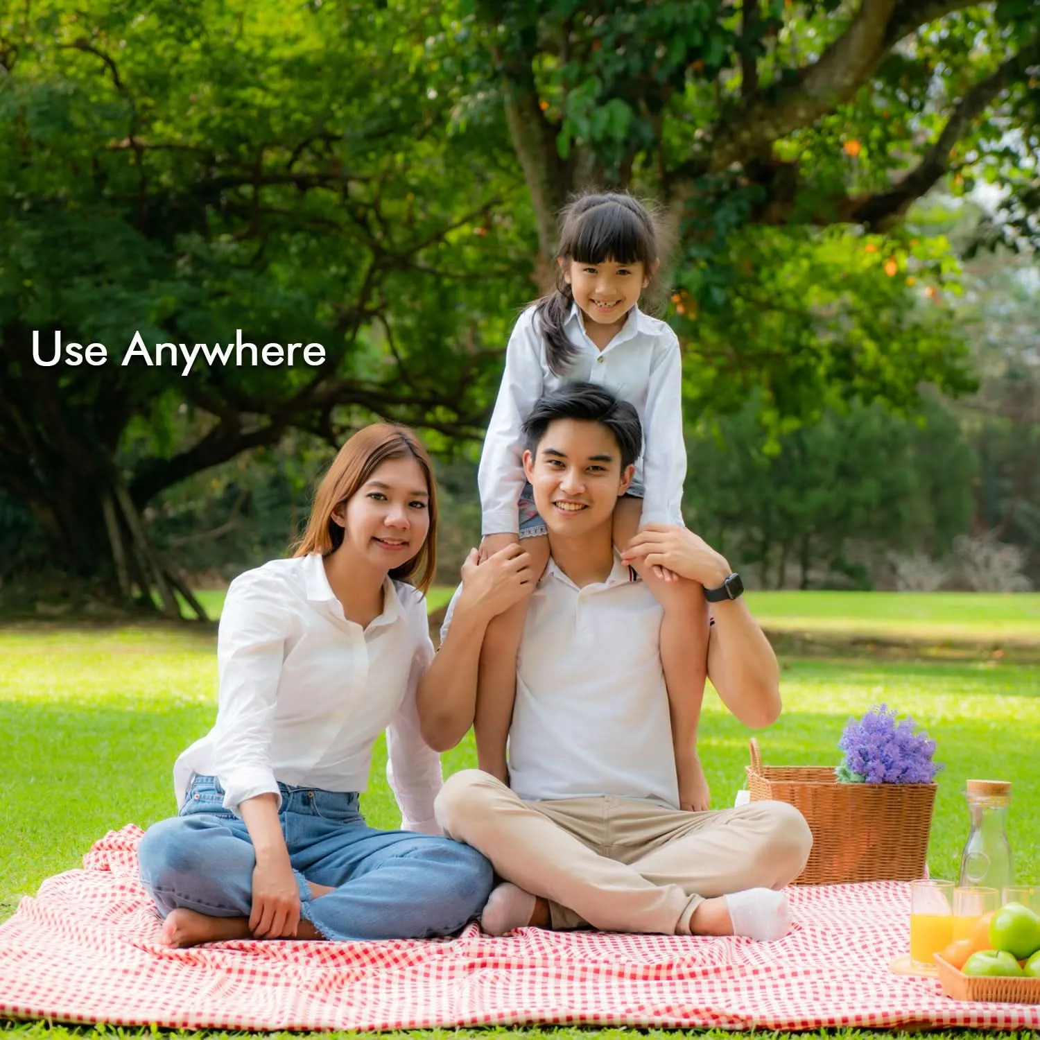 Waterproof Picnic Blanket – Sandproof, Foldable Beach & Outdoor Mat (190x146cm)