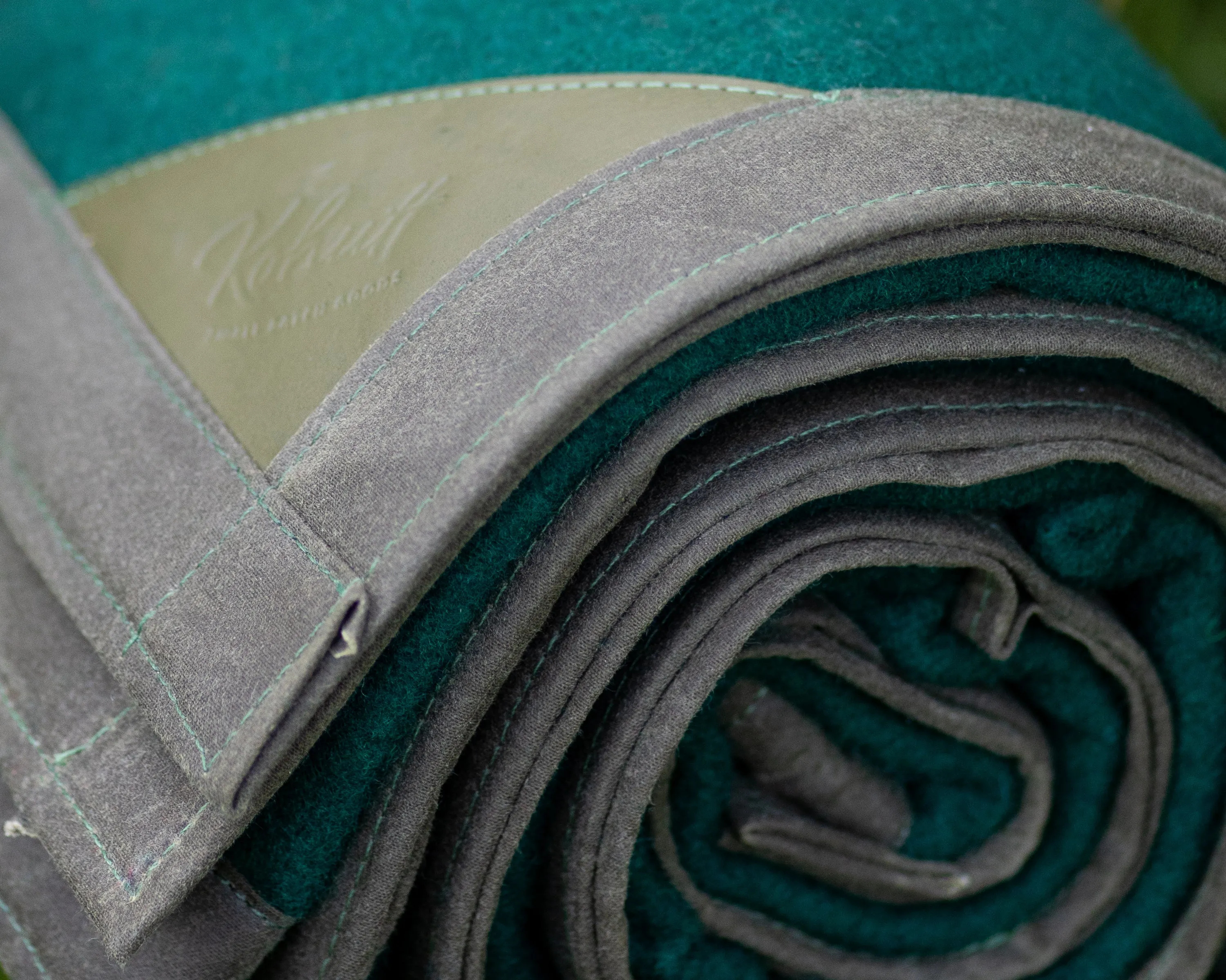 Waxed canvas & wool blanket in forest green