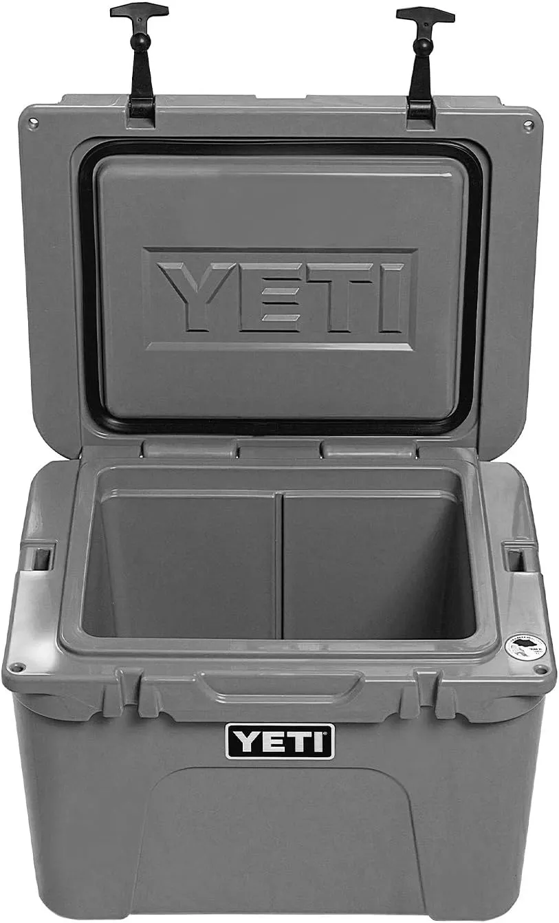 YETI Tundra 35 Cooler